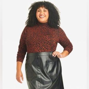 🐆 Leopard puff sleeve mock neck